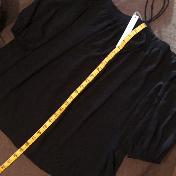 💕Host pick! Off shoulder halter top. “She & Sky” - Picture 5 of 7